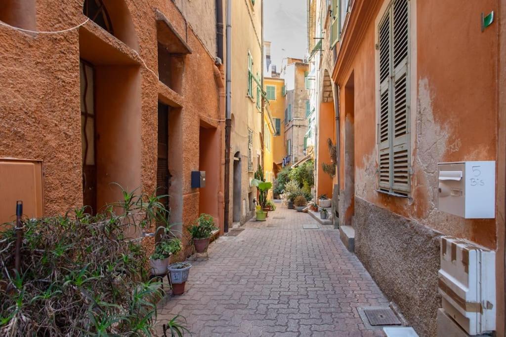 #40 Bright Sea View Suite For 6 2Mins Walk Port & Sea Villefranche-sur-Mer Luaran gambar