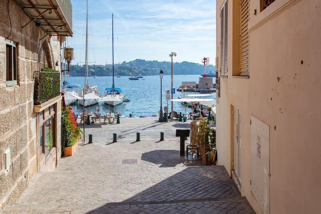 #40 Bright Sea View Suite For 6 2Mins Walk Port & Sea Villefranche-sur-Mer Luaran gambar